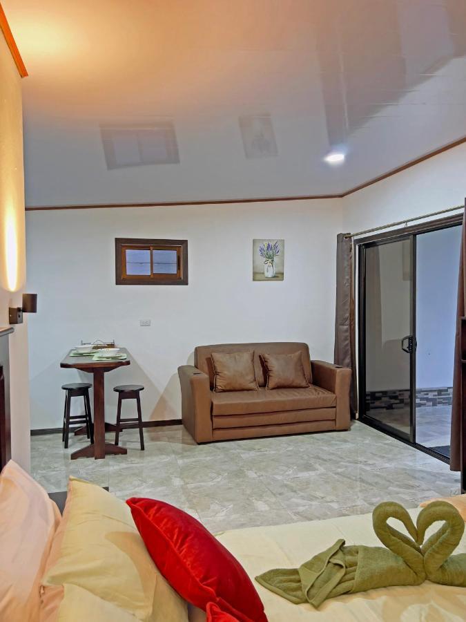 Magic Mountain Apartment