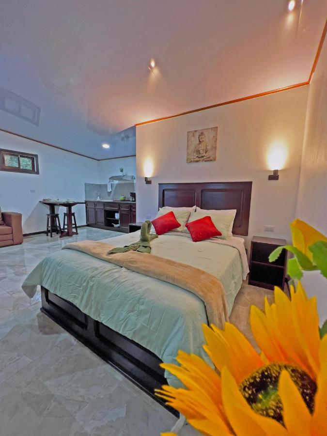 Magic Mountain Apartment